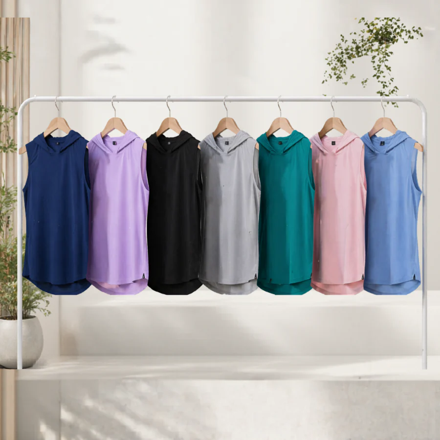 RUNNR AeroHood Woman's Singlet - Image 12