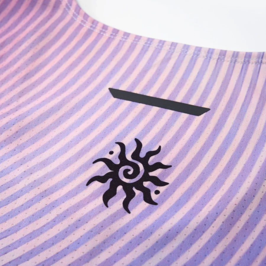 Runnr Aurora Singlet - Image 8