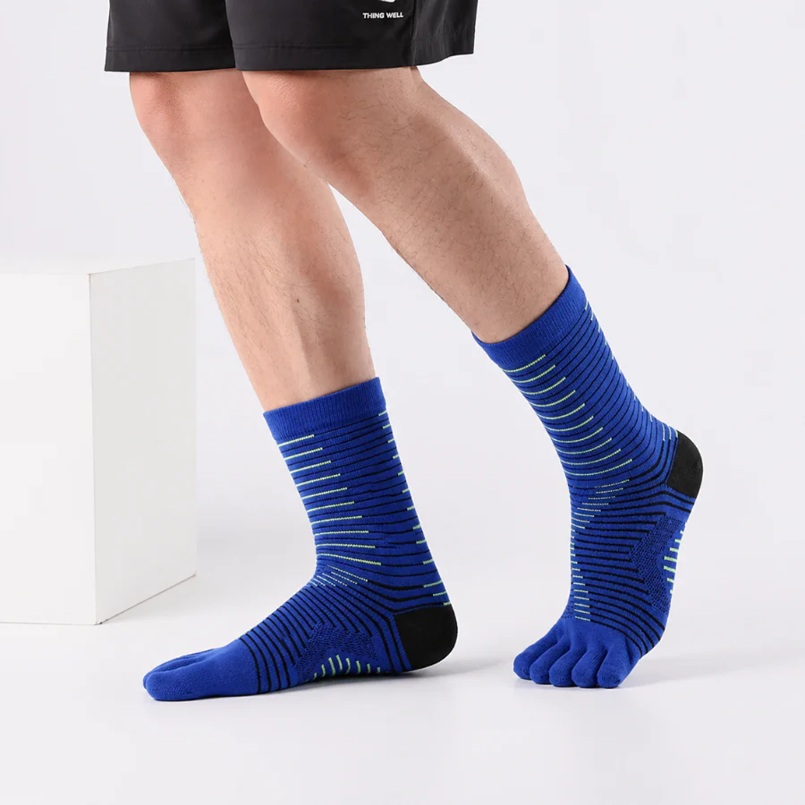 RUNNR CoolMax Toe Socks - Image 3