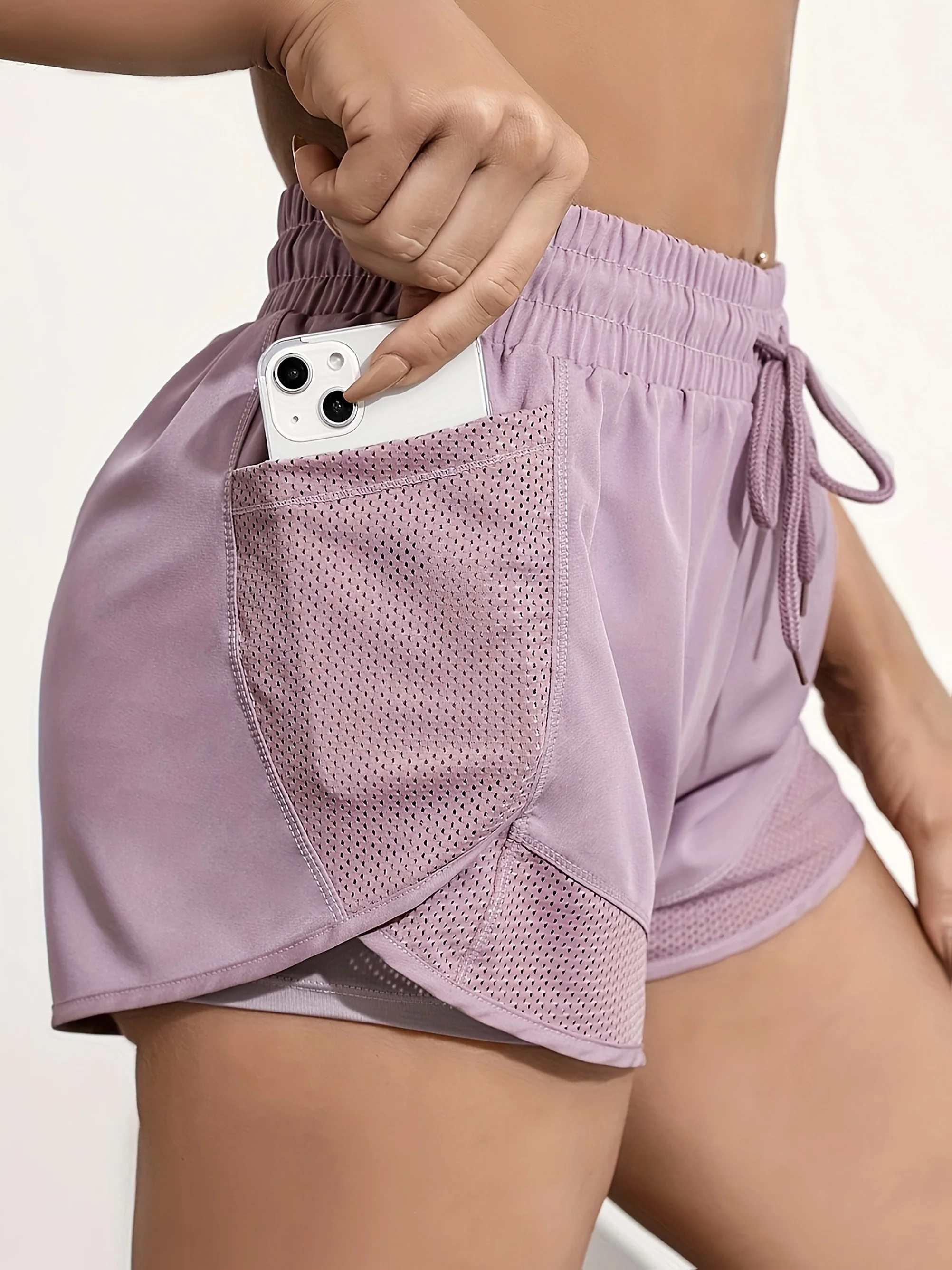 RUNNR Women's Performance Shorts - Image 12